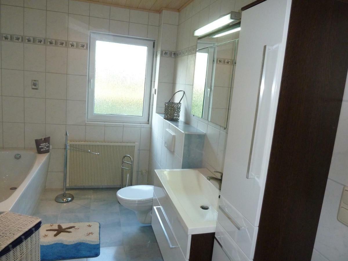 romantisches Ferienhaus Boddenblick mit Sauna Pruchten Exterior foto