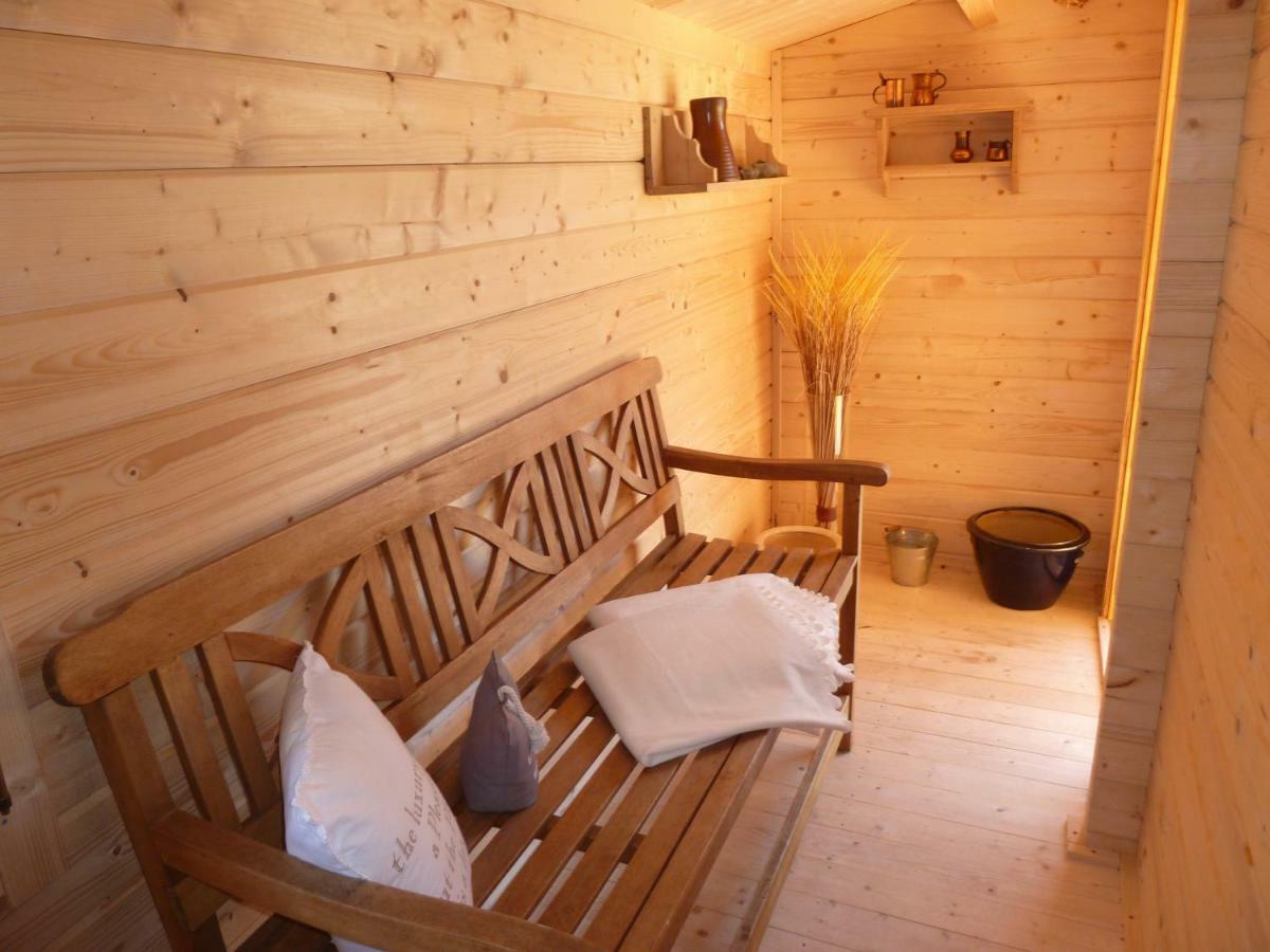 romantisches Ferienhaus Boddenblick mit Sauna Pruchten Exterior foto